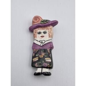 Susan Paley By Ganz Lady In Hat Ceramic Pin Brooch Signed